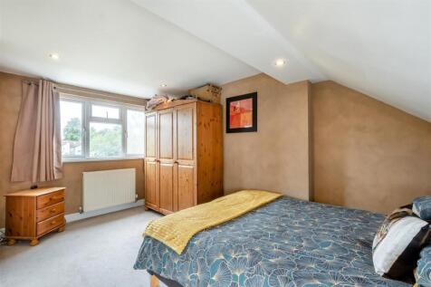 8655957-interior22.jpg