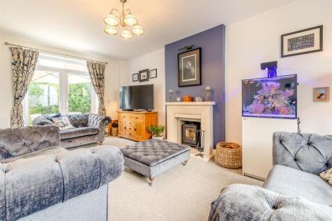 8657641-interior01.jpg