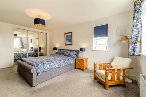 8657641-interior14.jpg