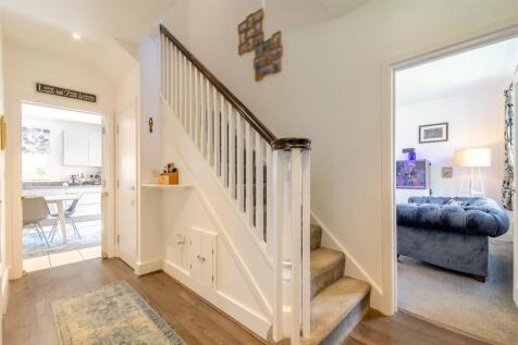 8657641-interior11.jpg