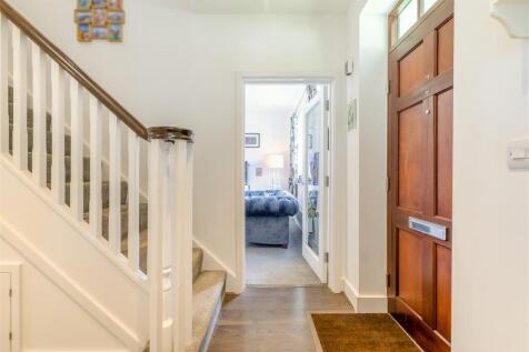 8657641-interior13.jpg