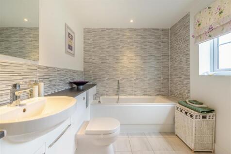 8657641-interior17.jpg