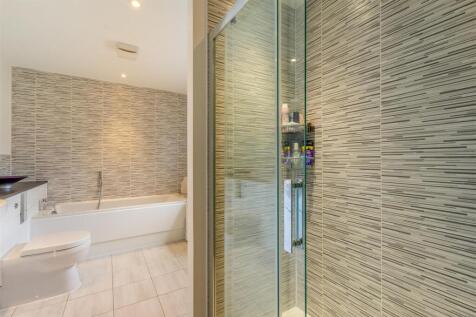 8657641-interior16.jpg