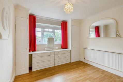 8658190-interior17.jpg