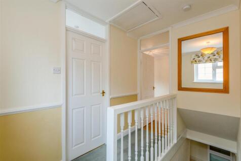 8658190-interior13.jpg
