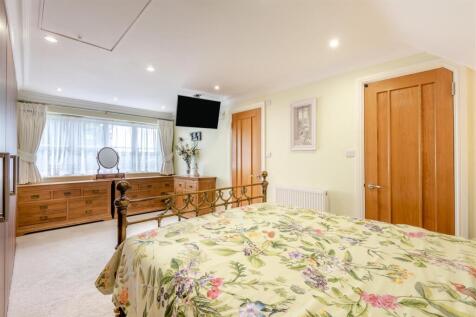 8659289-interior17.jpg