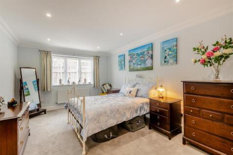 8659289-interior07.jpg