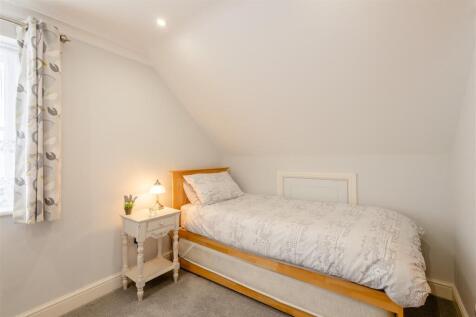 8659289-interior14.jpg
