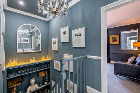 8660018-interior13-800.jpg