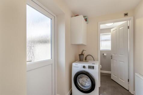 8661940-interior15.jpg