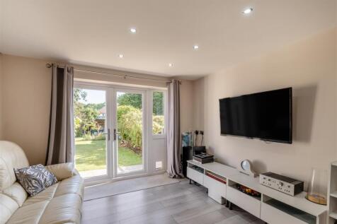 8661940-interior12.jpg