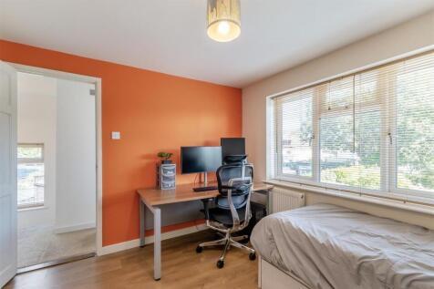 8661940-interior24.jpg