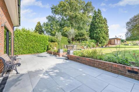 8663029-exterior13.jpg