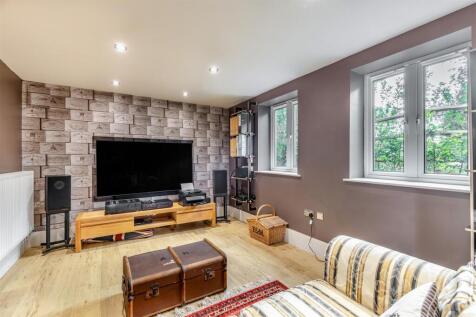 8663029-interior30.jpg