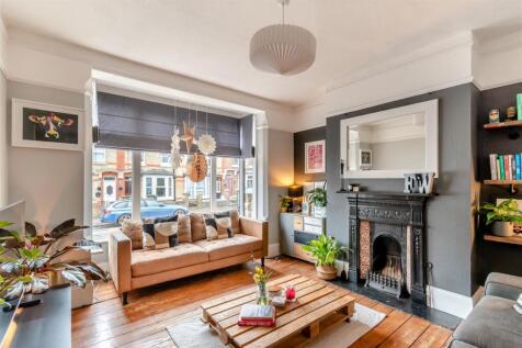 8638846-interior13.jpg