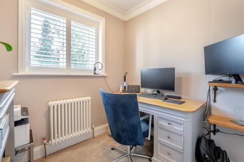 8662570-interior06.jpg