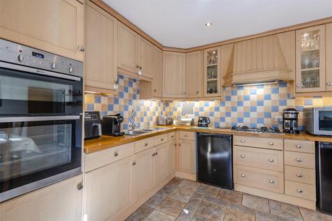 8664993-interior06.jpg