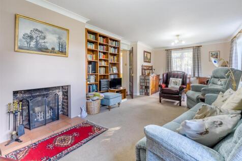 8665568-interior01.jpg