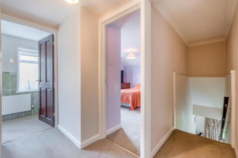 8665568-interior12.jpg