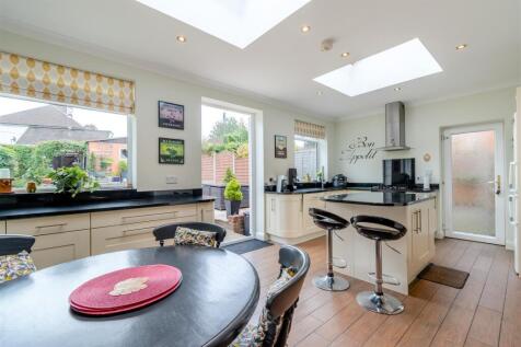 8664282-interior09.jpg