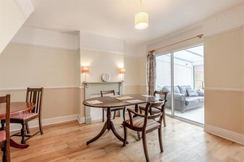 8665474-interior15.jpg