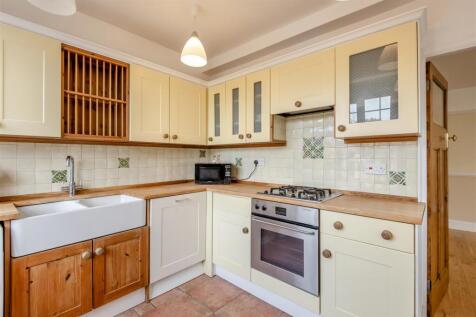 8665474-interior18.jpg