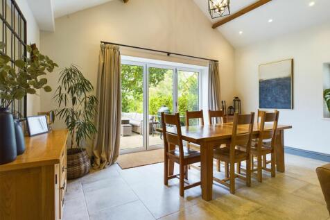 Family/Dining Room