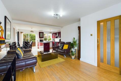 Family/Dining Room