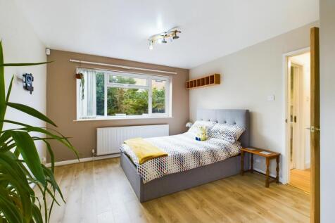 Bedroom 2 (Ground Floor)