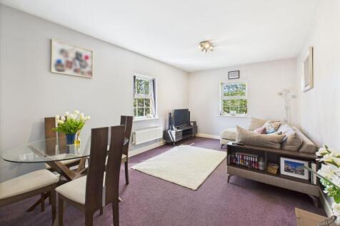 Sitting/Dining Room