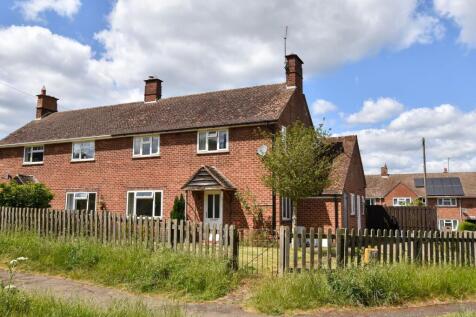 14 Brackley Lane