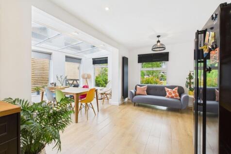 Dining/Family Area