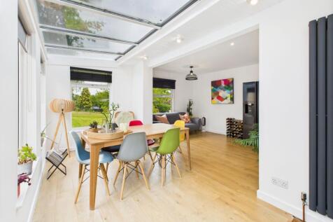 Dining/Family Area