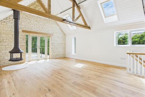Sitting/Dining Room
