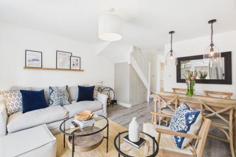 Sitting/Dining Room