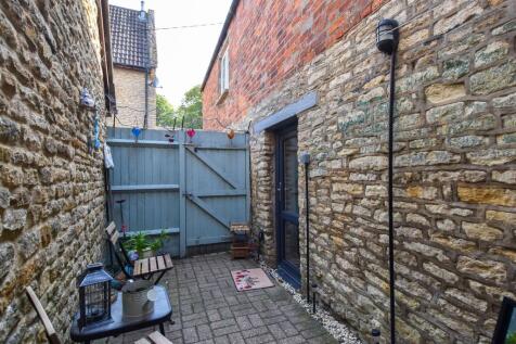 Rear Courtyard