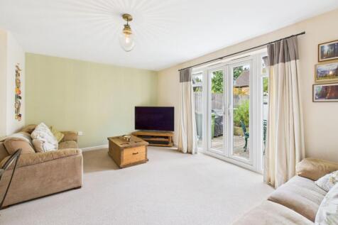 Sitting/Dining Room