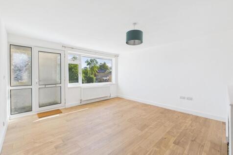 Sitting/Dining Room