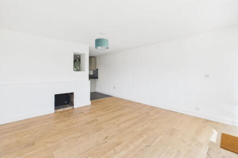 Sitting/Dining Room