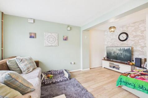 Sitting/Dining Room