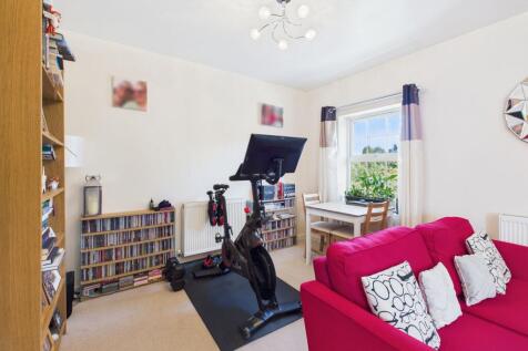 Sitting/Dining Room