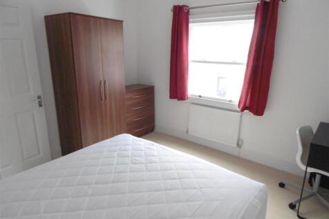 hazelwood room 3.jpg