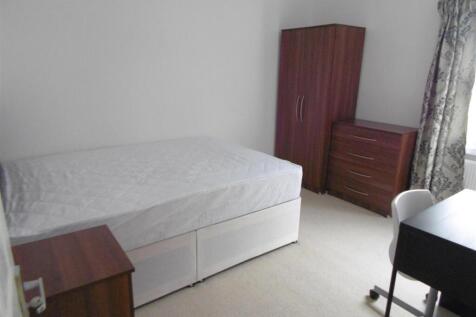 hazelwood room 2.jpg