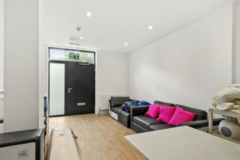 Unit C Main room