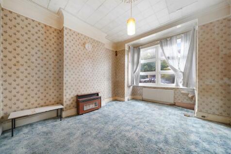 High ceilings front reception room