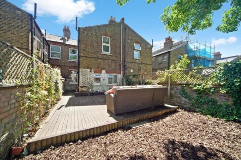 Direct access to rear garden