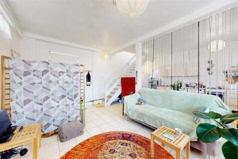 Open plan Living/dining area