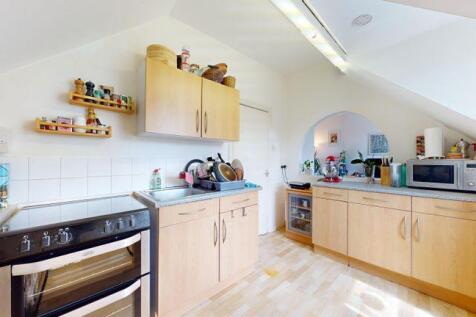 Separate fitted kitchen