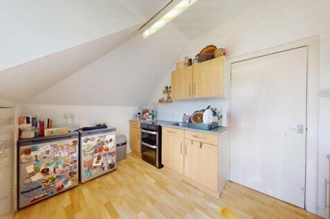 Separate fitted kitchen