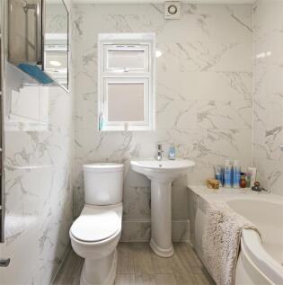 Family bathroom